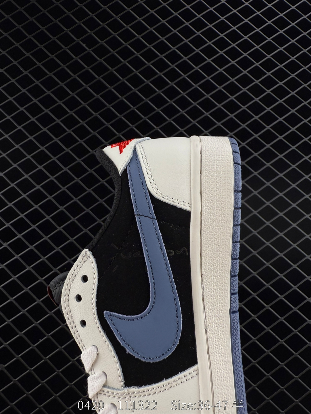 Travis Scott x Air Jordan 1 ” Reverse Mocha “